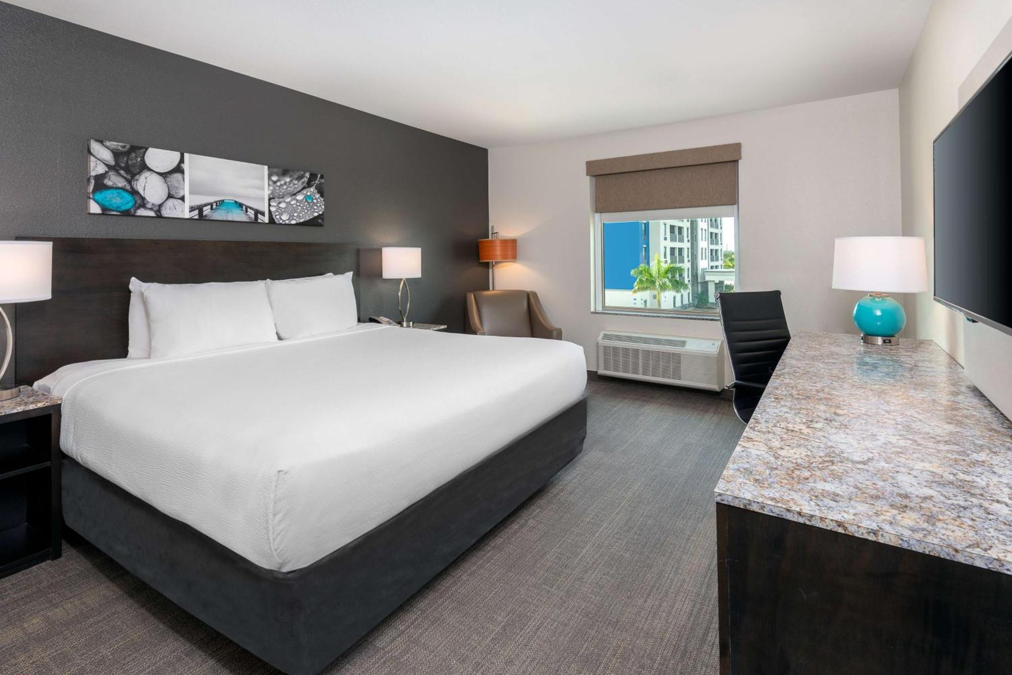 Magnolia Pointe; BW Signature Collection Fruitville 외부 사진