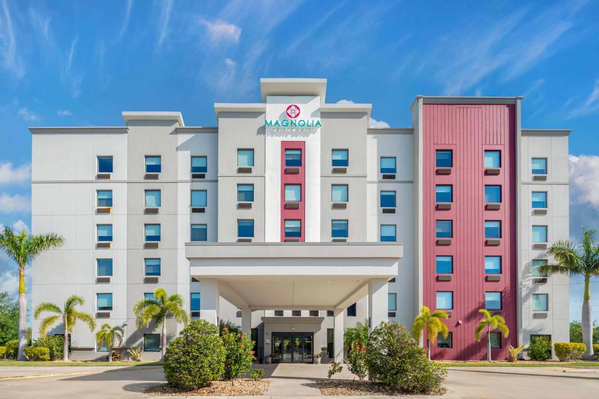 Magnolia Pointe; BW Signature Collection Fruitville 외부 사진