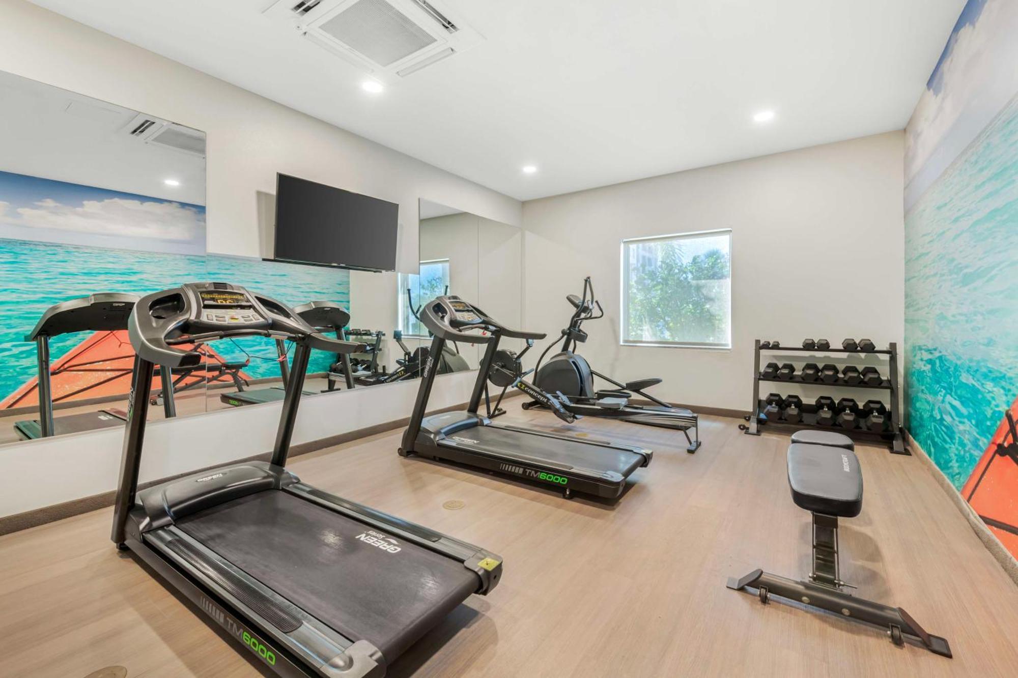 Magnolia Pointe; BW Signature Collection Fruitville 외부 사진